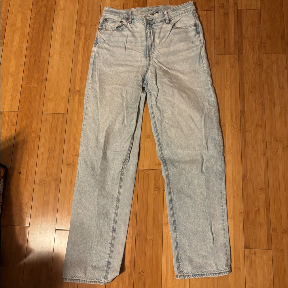 American Eagle Outfitters Light Wash Women’s Jeans